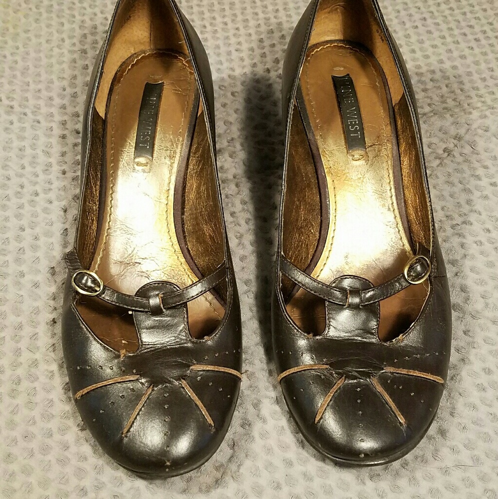 Nine West Leather Pumps